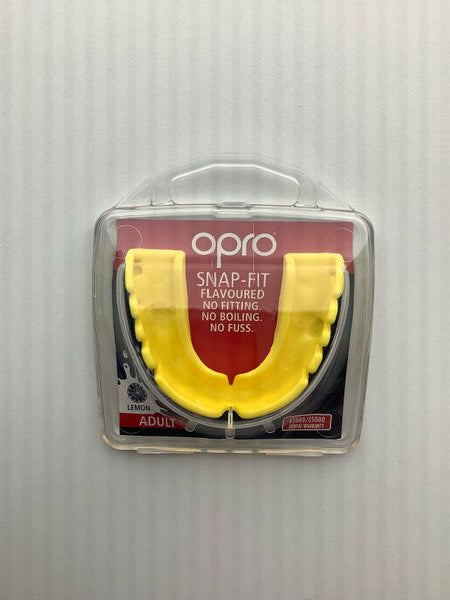 Opro Snap Fit Adult Mouthguard Yellow Lemon Flavoured